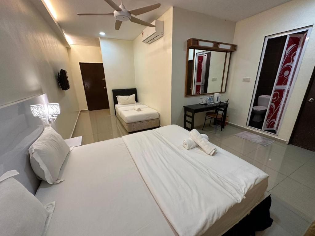 Sun Sega Hotel Perai Eksteriør billede